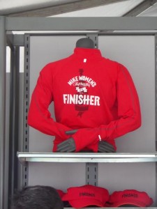 Nike DC finisher red jacket