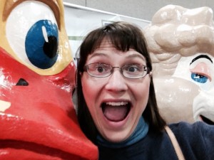 Registration for the Detroit Turkey Trot comes with the opportunity to selfie with the giant heads from The Parade Company.